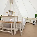 Camping Tipi Jurte Zelt In Der Seenplatte *