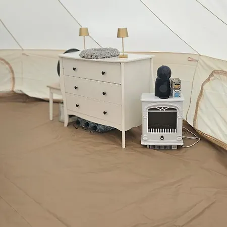 Tipi Jurte Zelt In Der Seenplatte Campsite Carpin
