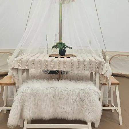 Tipi Jurte Zelt In Der Seenplatte Camping Carpin