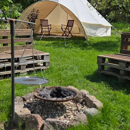 Tipi Jurte Zelt In Der Seenplatte Campsite
