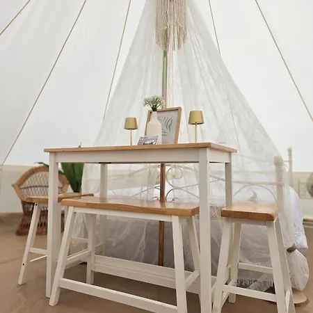 Campingplads Tipi Jurte Zelt In Der Seenplatte *