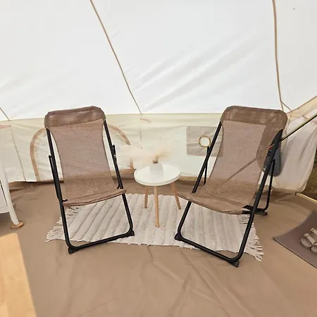Tipi Jurte Zelt In Der Seenplatte Campsite Carpin