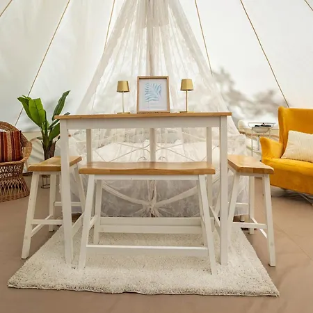 Tipi Jurte Zelt In Der Seenplatte *
