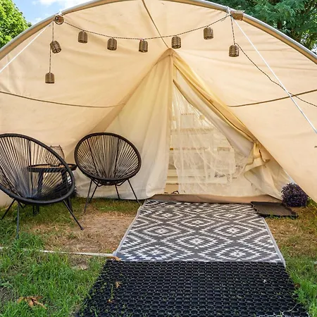 Tipi Jurte Zelt In Der Seenplatte Campsite