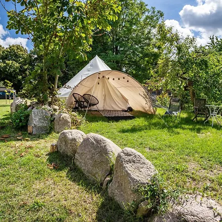 Campsite Tipi Jurte Zelt In Der Seenplatte *