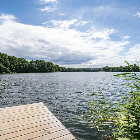 Tipi Jurte Zelt In Der Seenplatte Campsite
