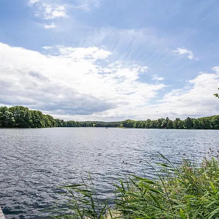 Campsite Tipi Jurte Zelt In Der Seenplatte Carpin
