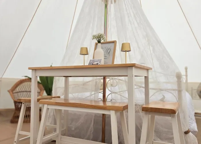 Tipi Jurte Zelt In Der Seenplatte * Carpin