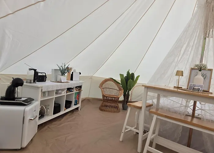 Campingplatz Tipi Jurte Zelt In Der Seenplatte Carpin